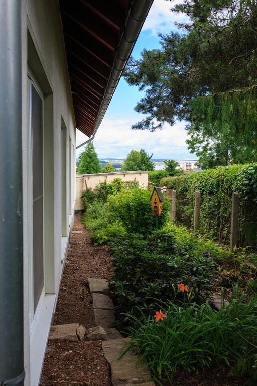 Hotel-Pension Am Rosarium Зангерхаузен Экстерьер фото